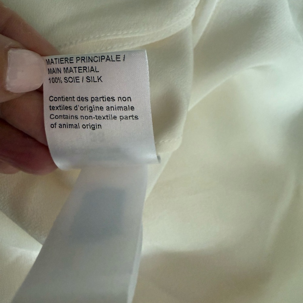 Chloe Elegant 100% Silk Cream Cape Sleeve Blouse - Picture 8 of 9